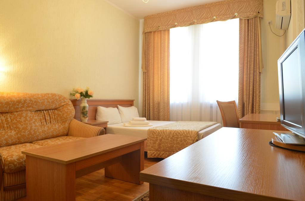 Altyn Dala Hotel Astana Bagian luar foto