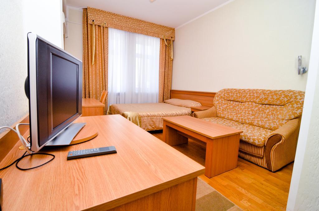 Altyn Dala Hotel Astana Bagian luar foto